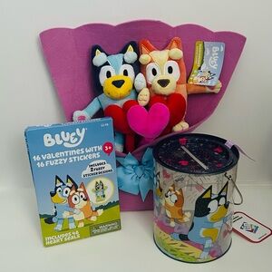 Bluey Valentine's Day Gift Set w Magnetic Bluey & Bingo Plush